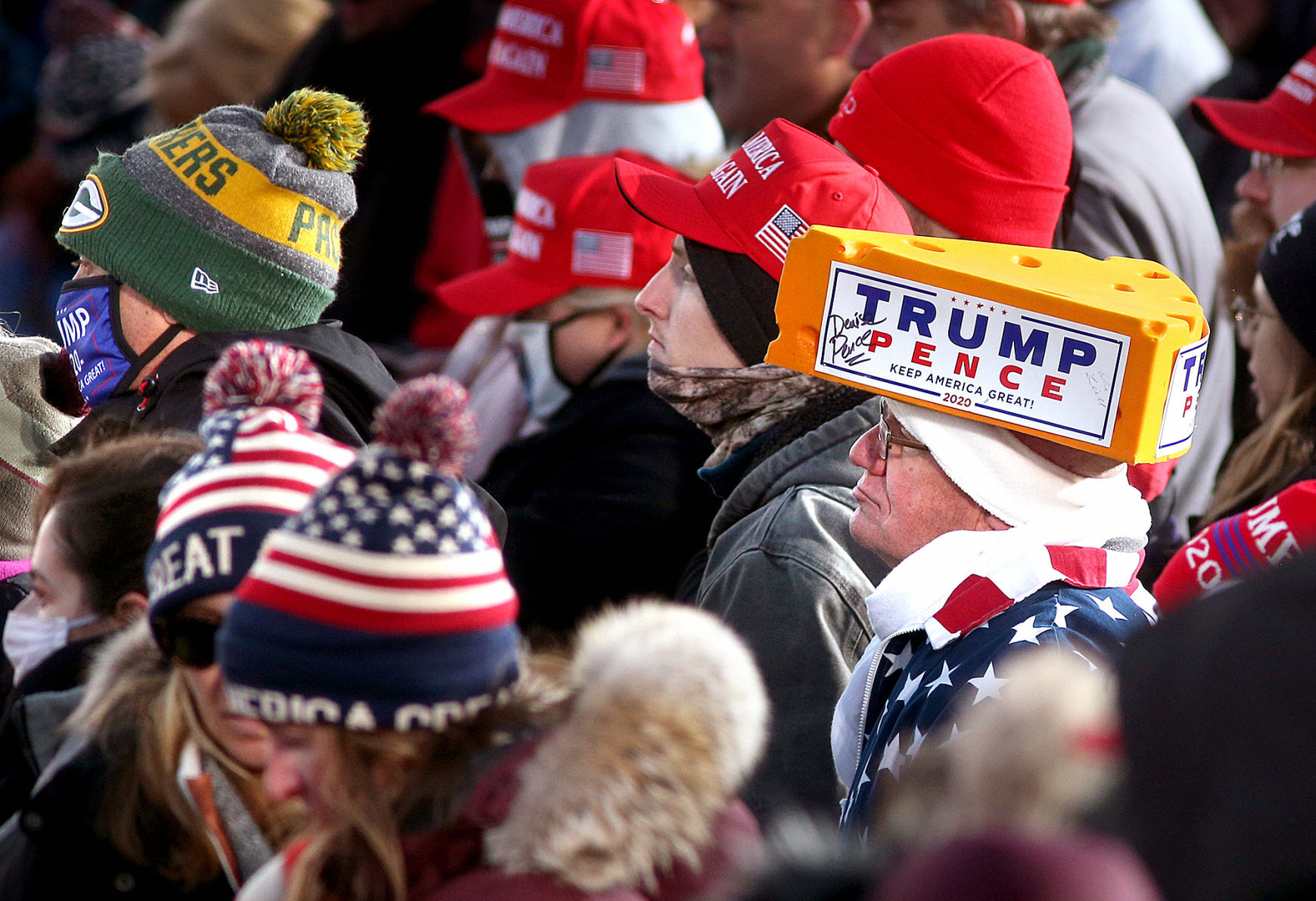 Trump rallies at La Crosse Fairgrounds Speedway